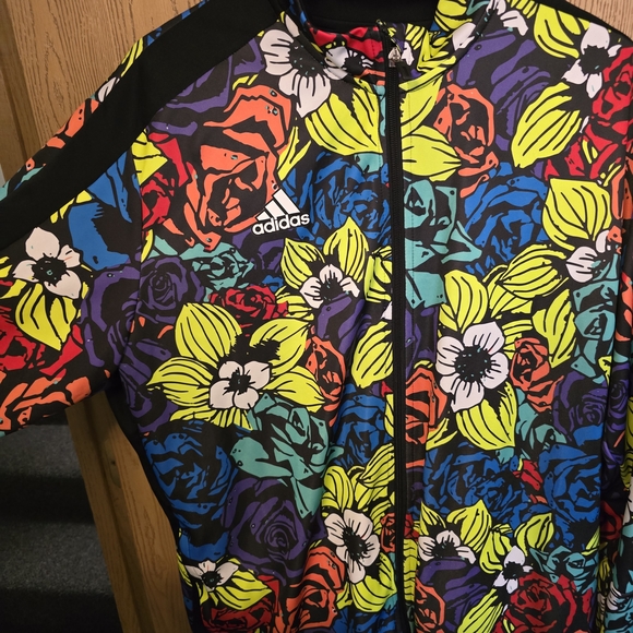 Adidas Colorful Floral Jacket with Black Accents - Picture 12 of 12
